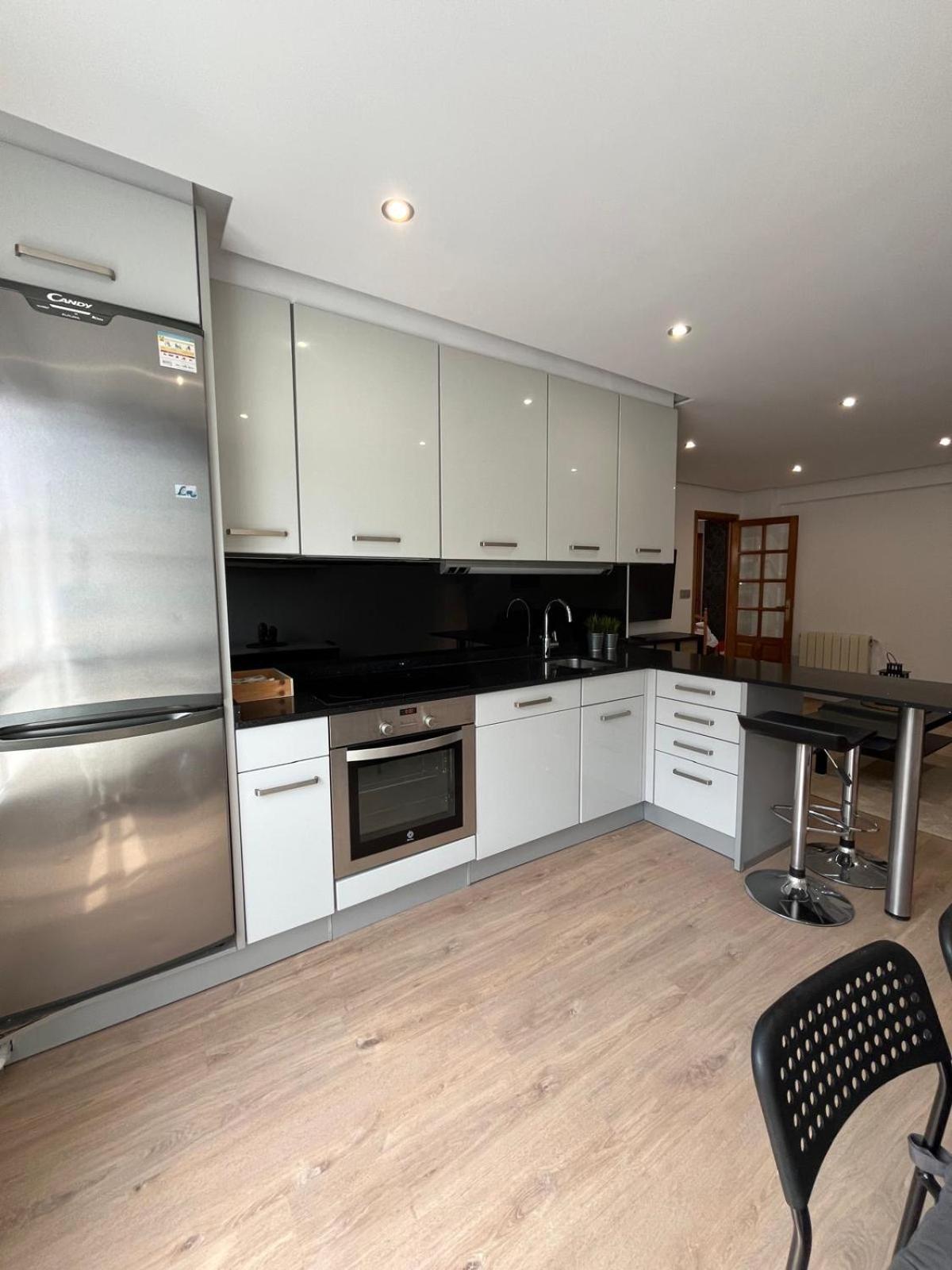Exclusivo Apartamento En El Centro Vigo Luaran gambar