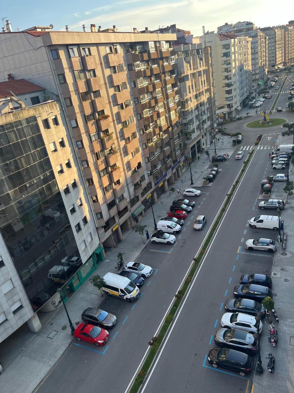 Exclusivo Apartamento En El Centro Vigo Luaran gambar